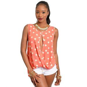 Mulata Ladies Top Floral Split Front Shirttail Back Sleeveless Peach Size L  NWT